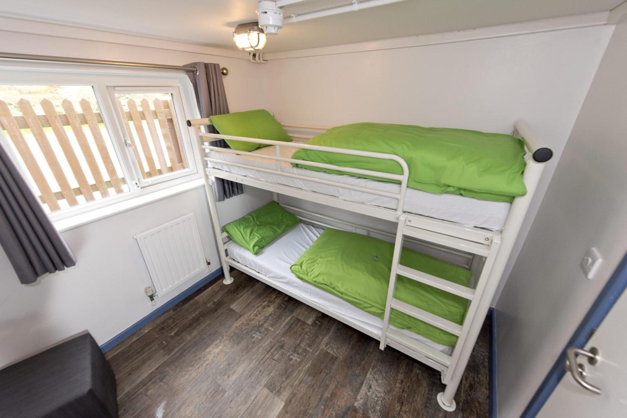 Yha Treyarnon Bay Hostel Padstow Εξωτερικό φωτογραφία