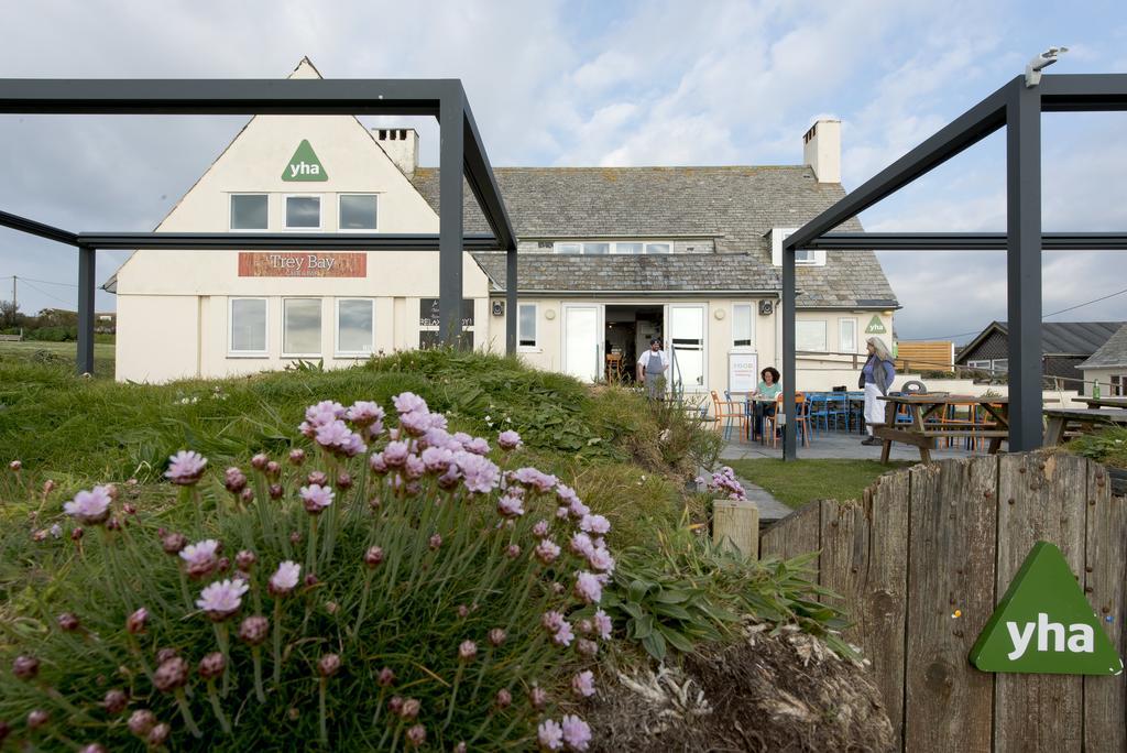 Yha Treyarnon Bay Hostel Padstow Εξωτερικό φωτογραφία
